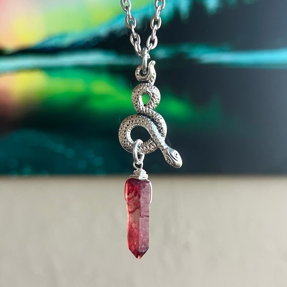 Silver snake with red aura blood crystal quartz stainless steel necklace - Picture 11 of 13